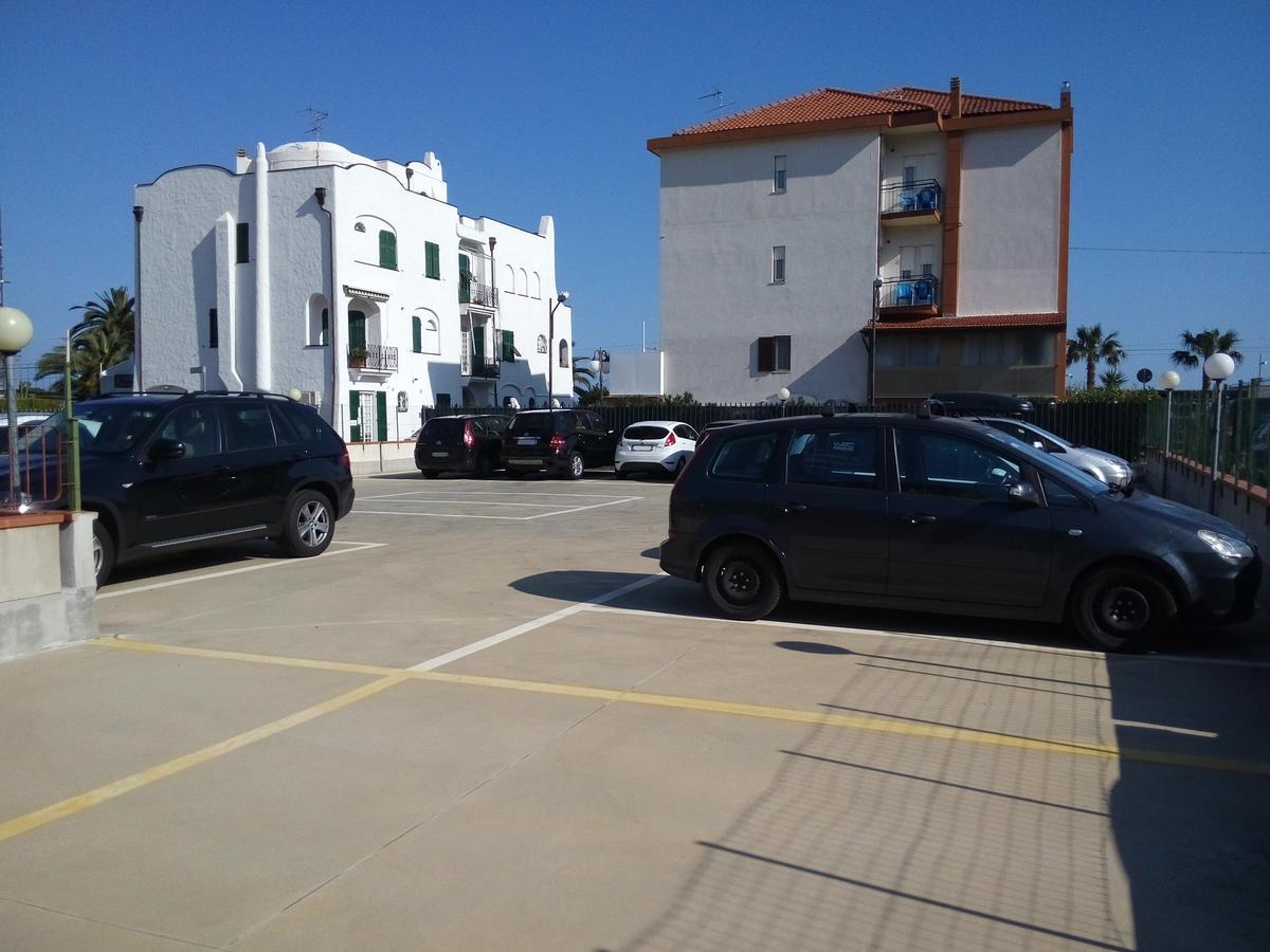 Residence Colibri Family & Bike Loano Exterior photo